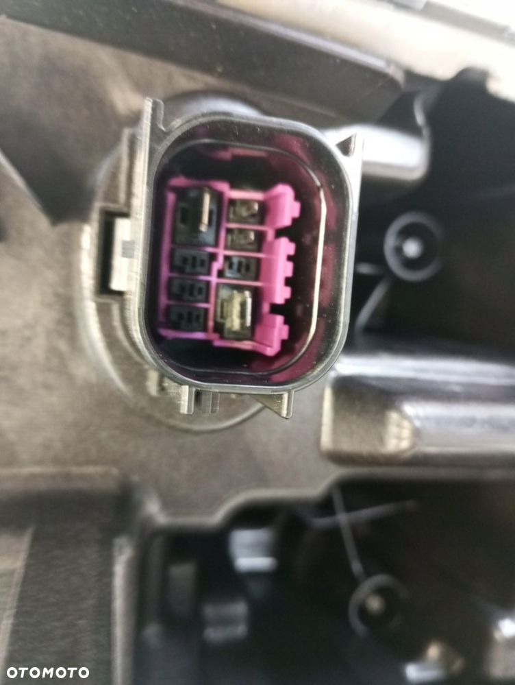 LAMPA LEWA MATRIX AUDI Q6 E-TRON 85H941039H - 10