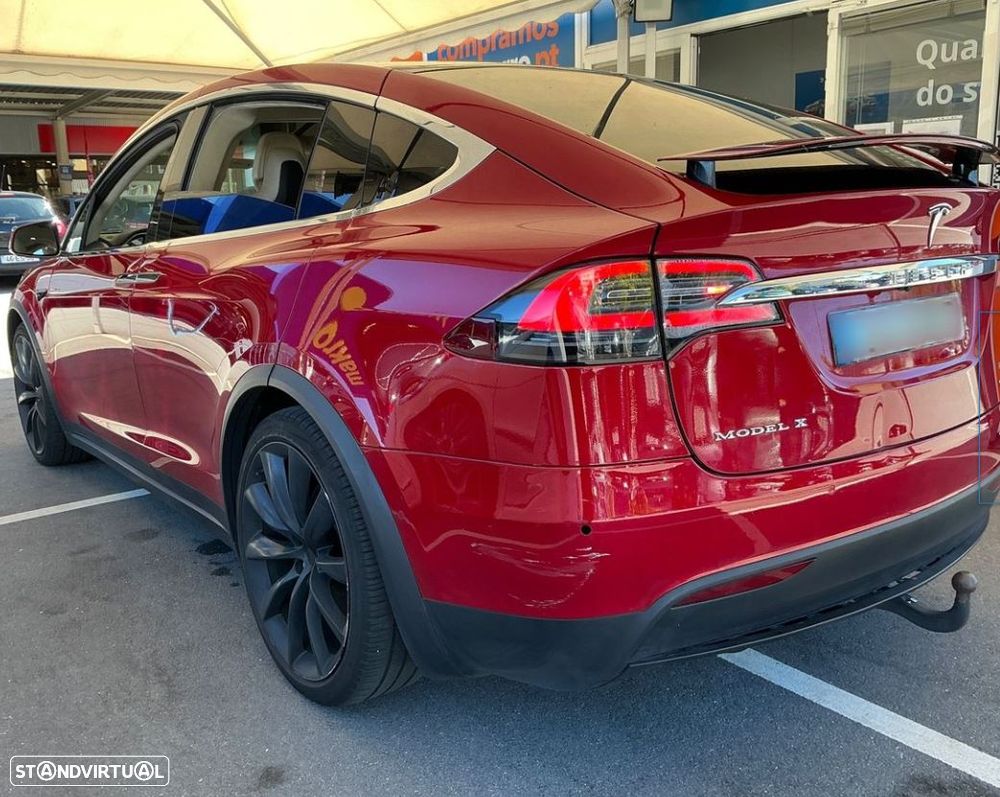 Tesla Model X