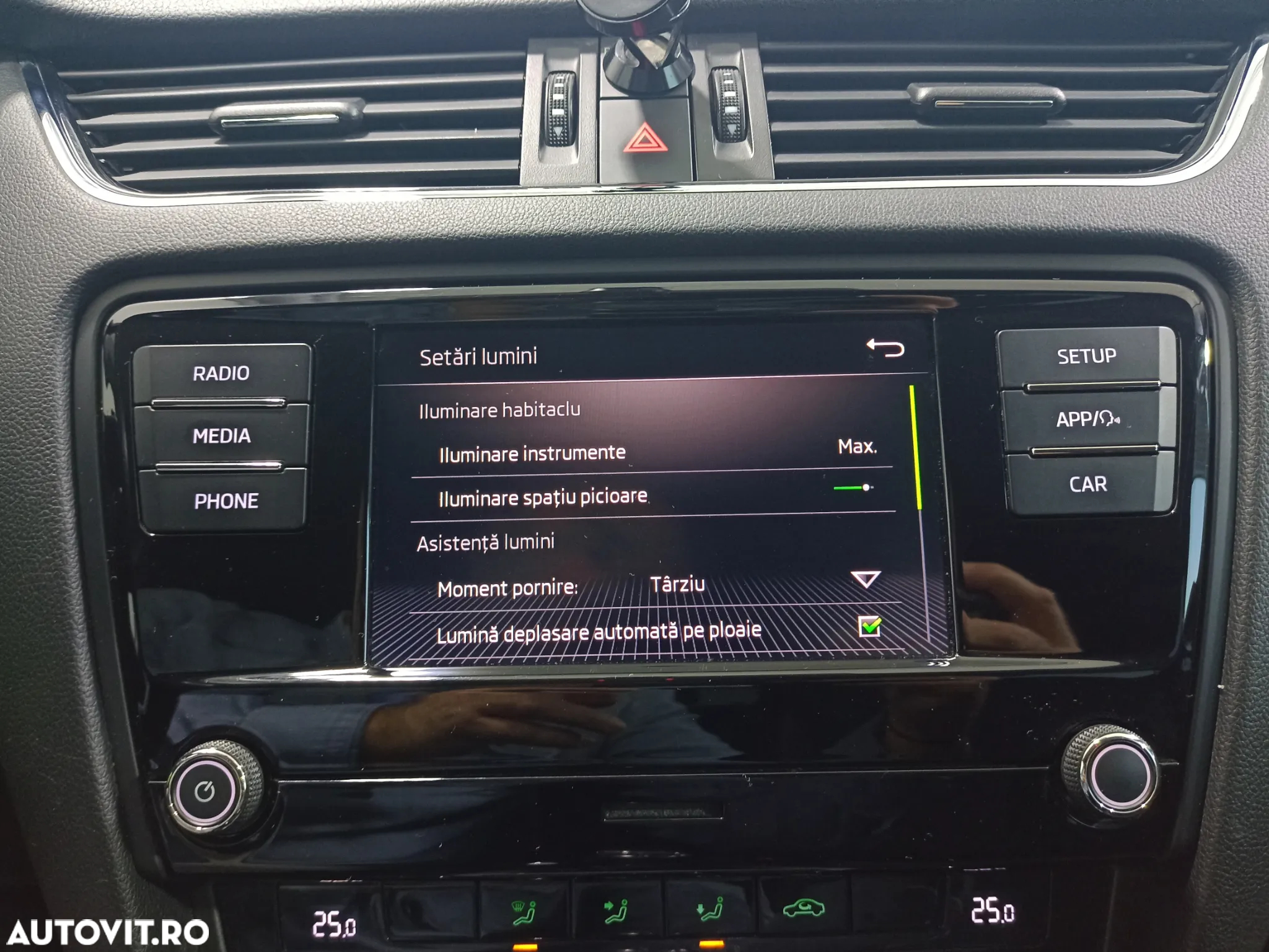 Skoda Octavia 1.6 TDI Ambition - 19