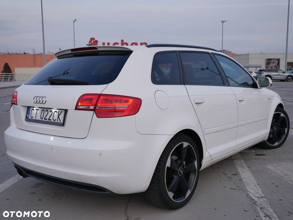 Audi A3 Sportback 1.4 TFSI S line Sportpaket (plus) - 8