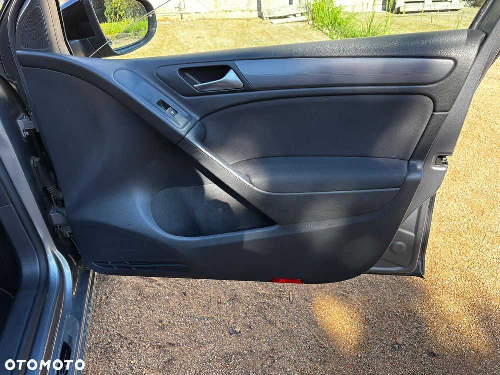 Volkswagen Golf 1.4 TSI Highline - 16