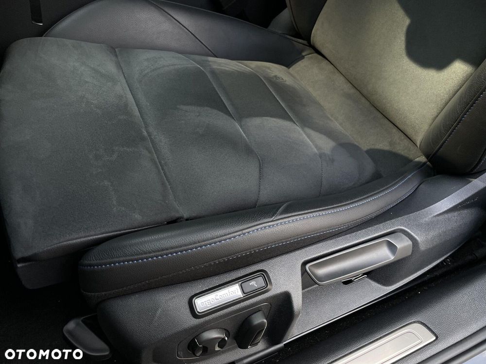Volkswagen Arteon 2.0 TSI 4Motion R DSG - 15