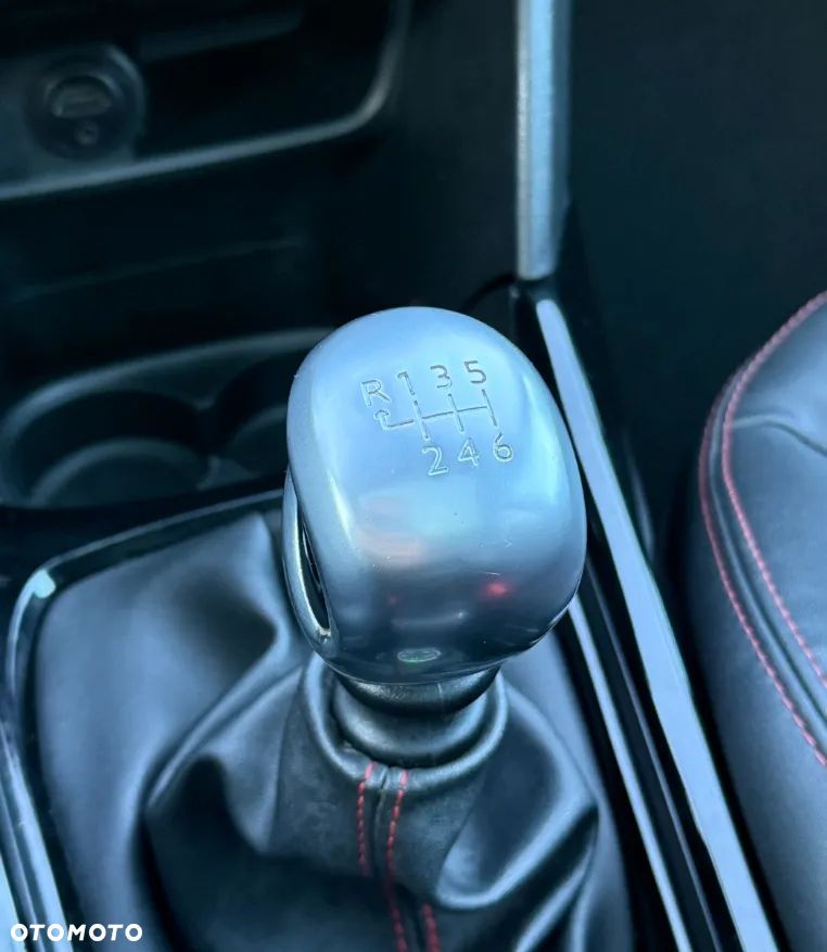 Peugeot 2008 1.6 BlueHDi Allure - 20