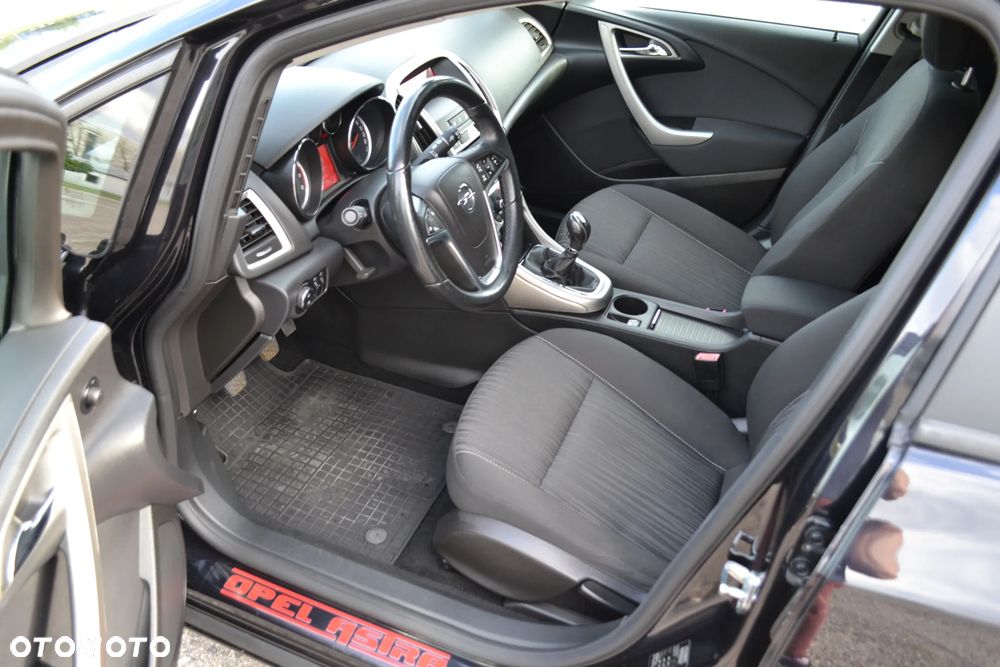 Opel Astra 1.4 Turbo - 16