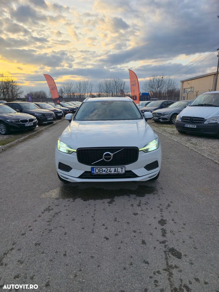Volvo XC 60 B4 MHEV AT8 FWD Momentum - 22