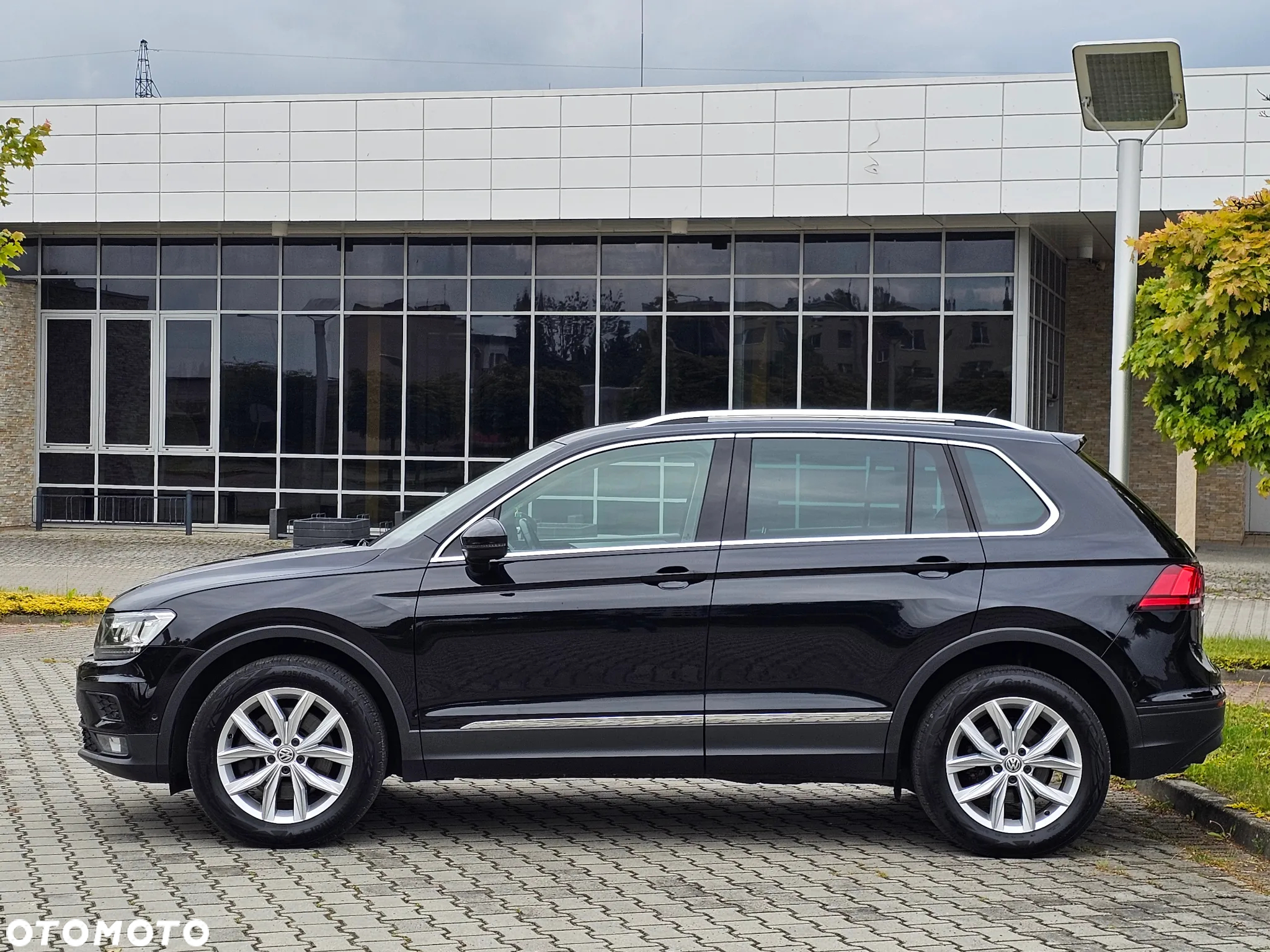 Volkswagen Tiguan 2.0 TSI 4Mot Highline DSG - 9
