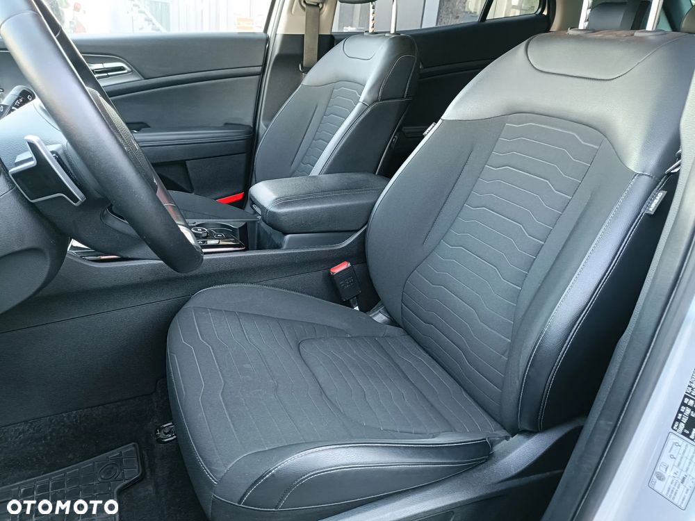 Kia Sportage 1.6 T-GDI MHEV Business Line 2WD DCT - 8