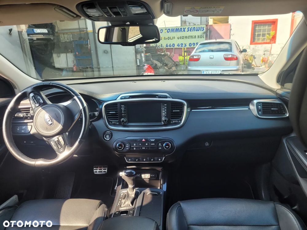 Kia Sorento 2.2 CRDi AWD Edition 7 - 18