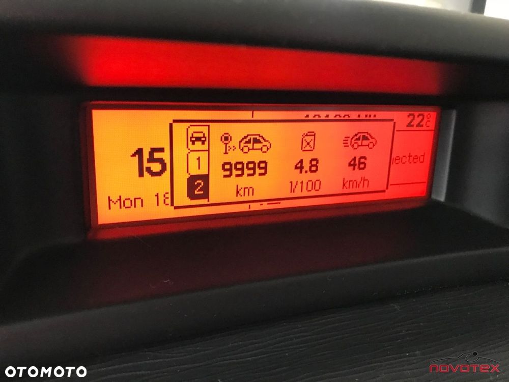 Citroën C3 Picasso 1.6 HDi Attraction - 11