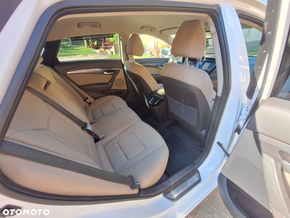 Hyundai i40 1.7 CRDi Comfort DCT - 9