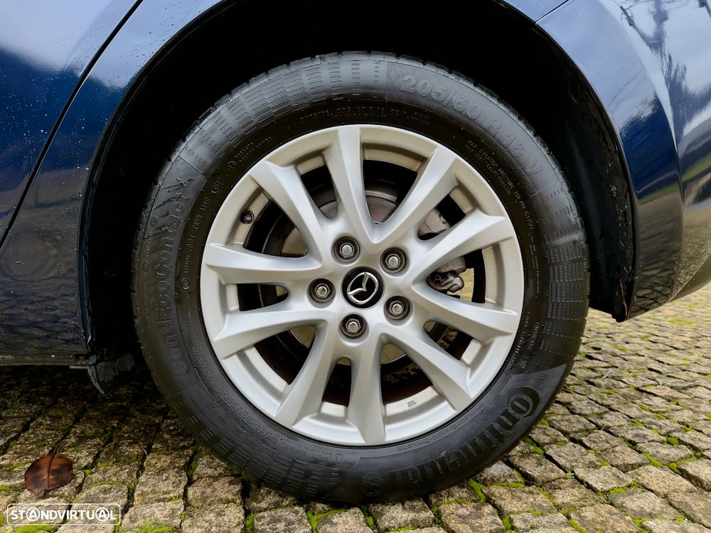 Mazda 3 1.5 Sky-D Excellence Navi - 19