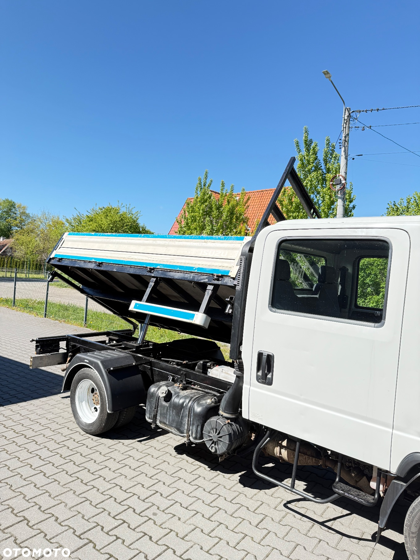 Isuzu N35 - 22