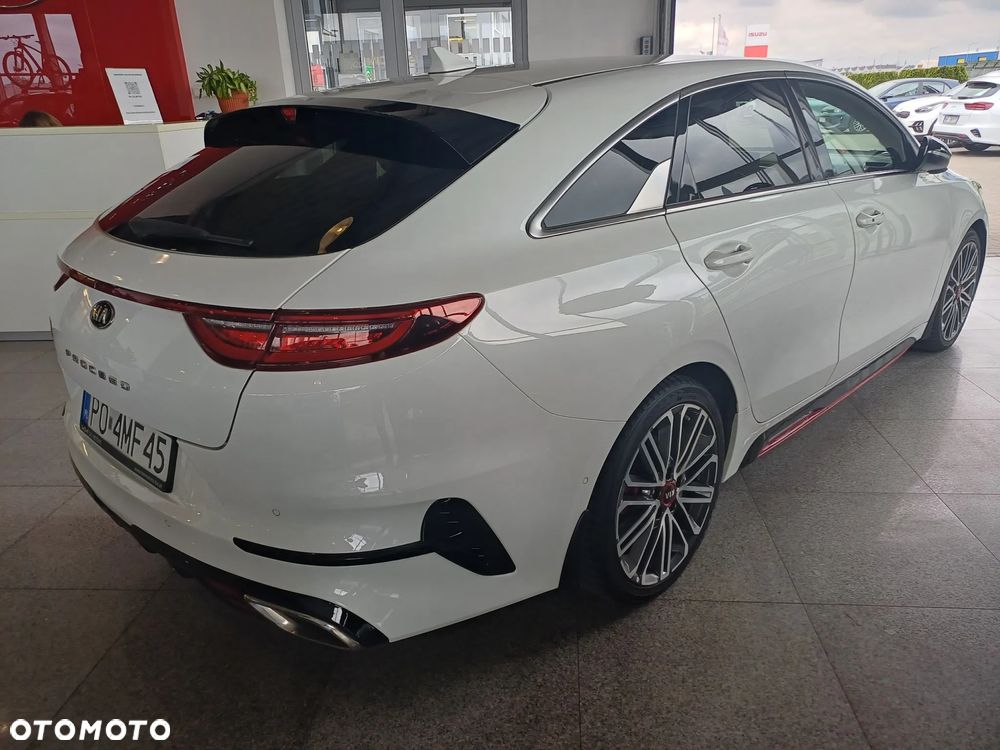 Kia ProCeed - 6