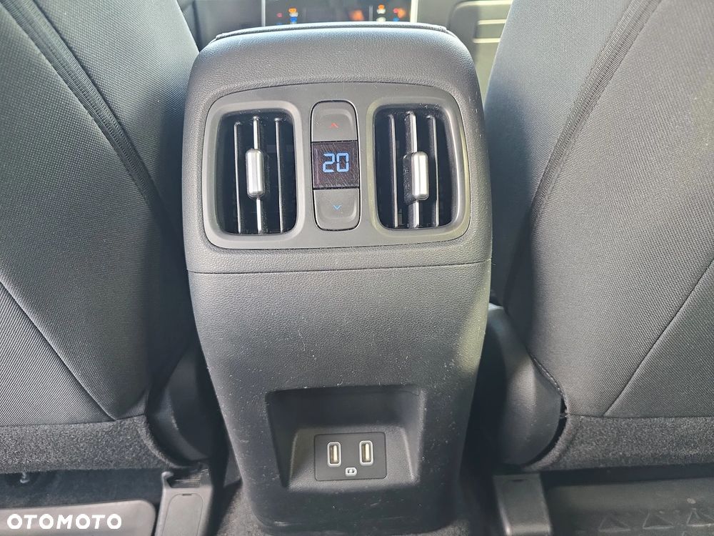 Hyundai Tucson 1.6 T-GDi HEV Executive 4WD - 18
