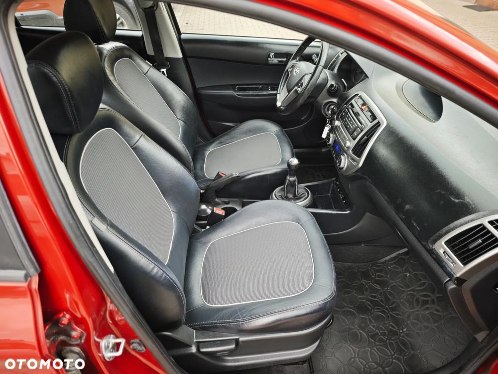 Hyundai i20 1.25 Wersja Jubileuszowa - 20