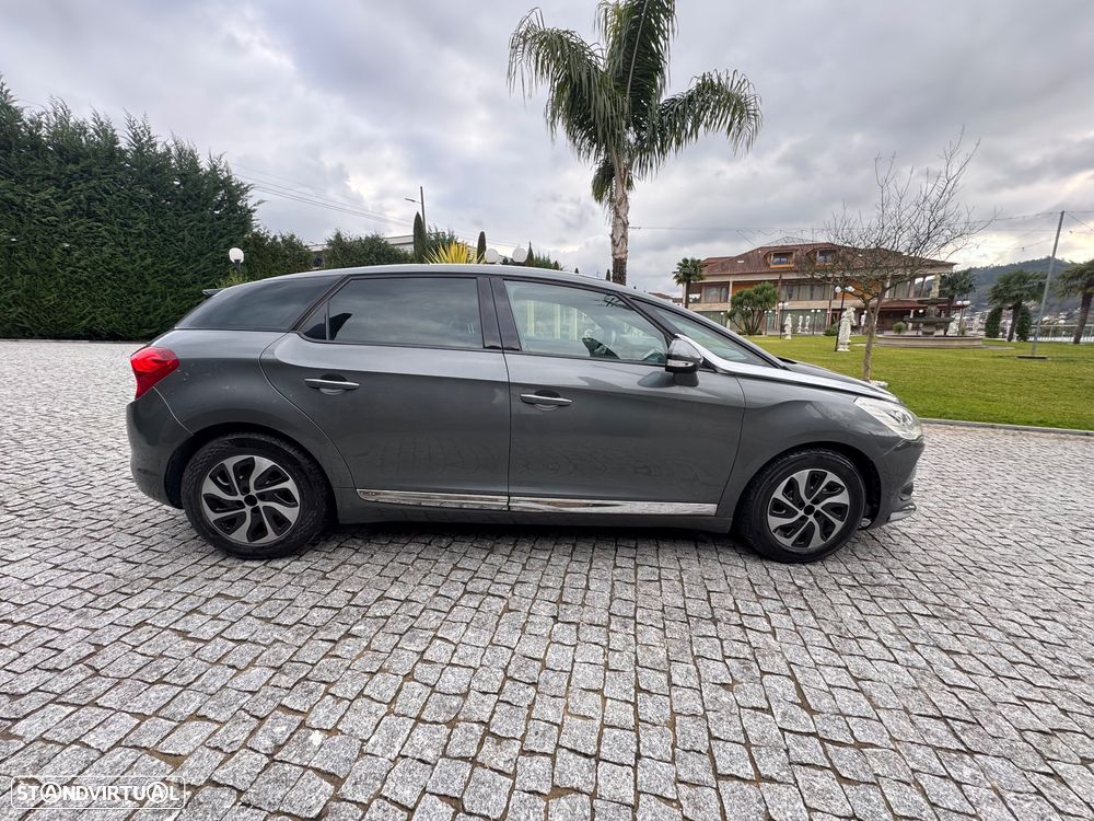 Citroën DS5 e-HDi 110 EGS6 SoChic - 9