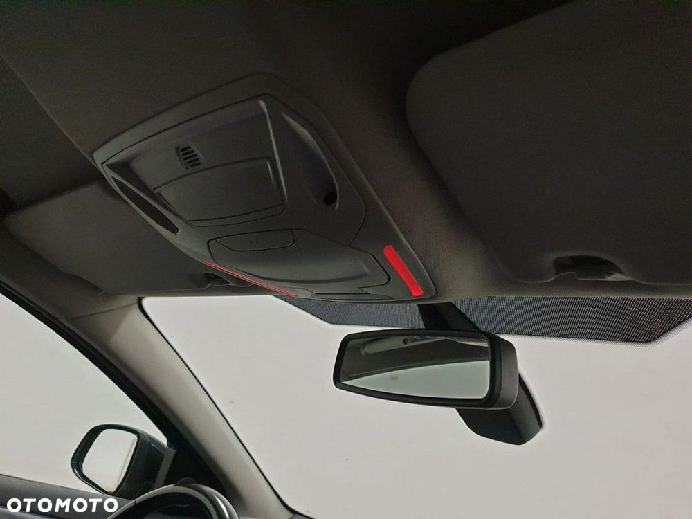 Ford Mondeo SW 2.0 TDCi Titanium - 33