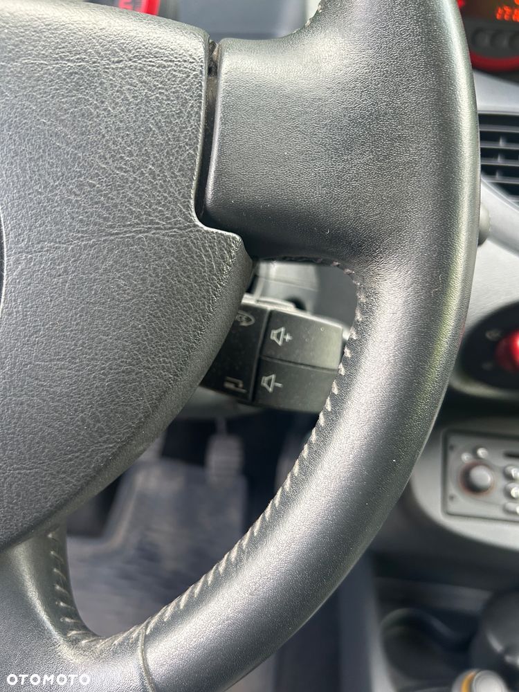 Renault Twingo - 11