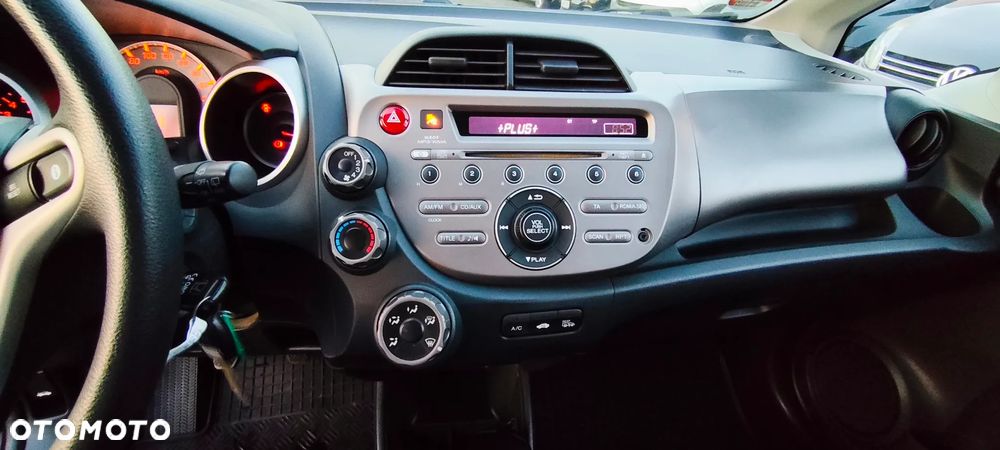 Honda Jazz 1.2 i-VTEC - 11