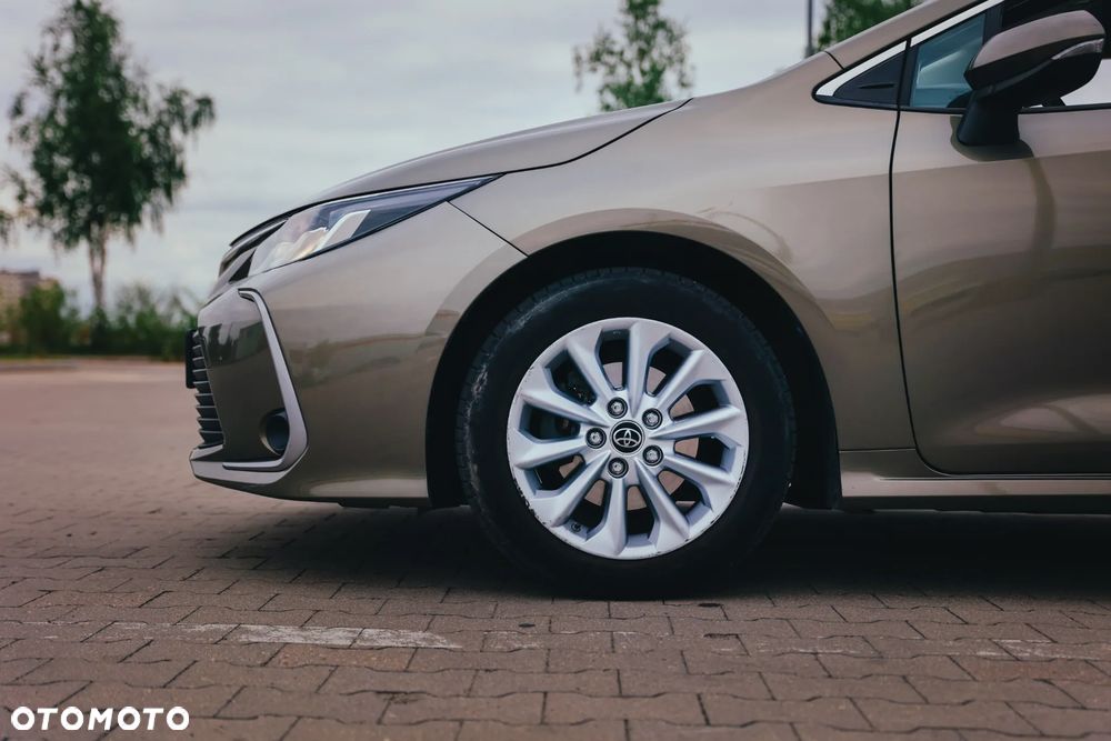Toyota Corolla - 11