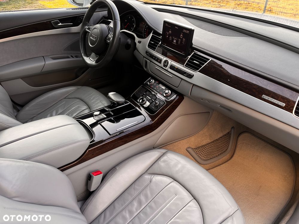 Audi A8 4.2 TDI DPF quattro tiptronic - 36