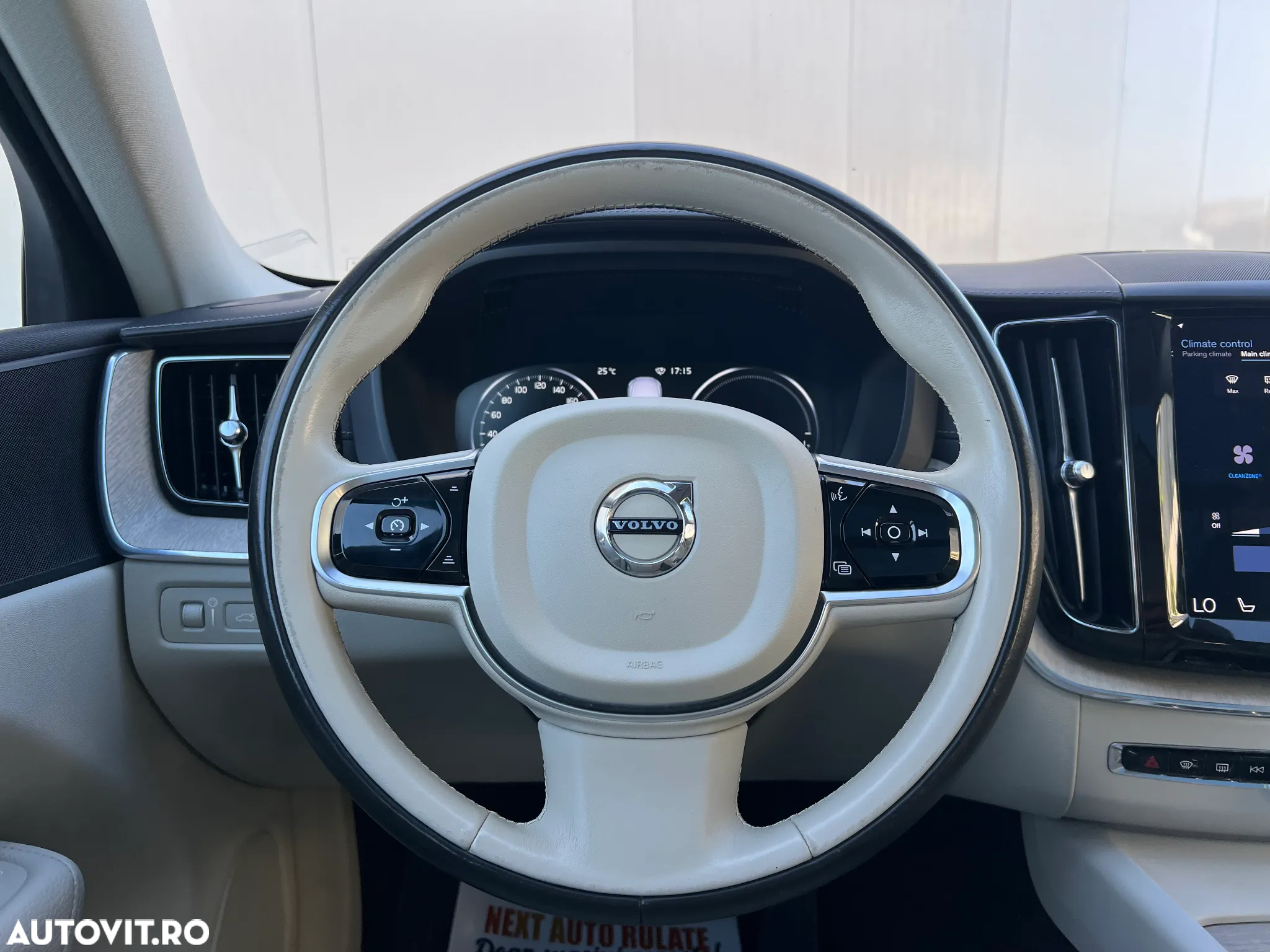 Volvo XC 60 T8 Twin Engine AWD Geartronic Inscription - 14