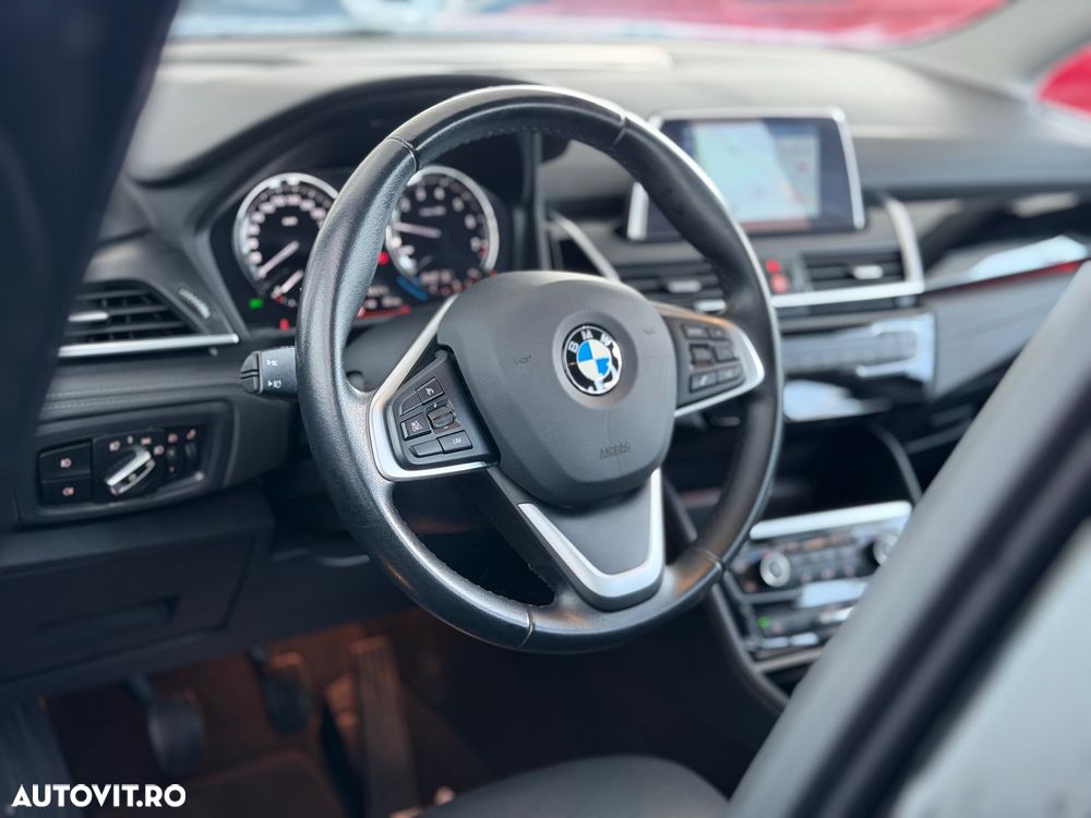 BMW Seria 2 216i Sport Line - 17
