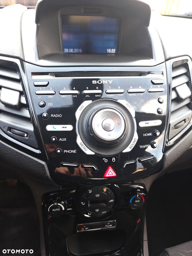 Ford Fiesta 1.0 EcoBoost Titanium - 15