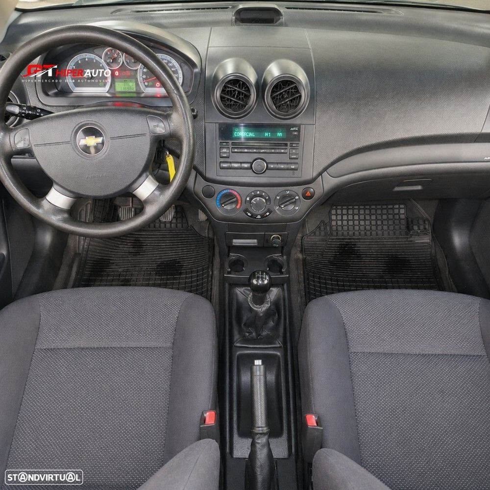 Chevrolet Aveo 1.2 L - 10