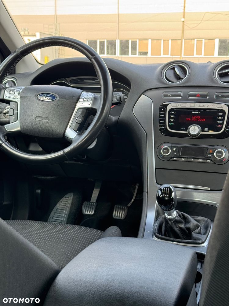 Ford Mondeo 2.0 TDCi Black Magic - 18