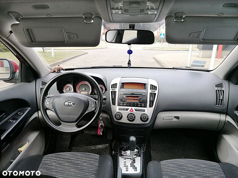 Kia Ceed - 5
