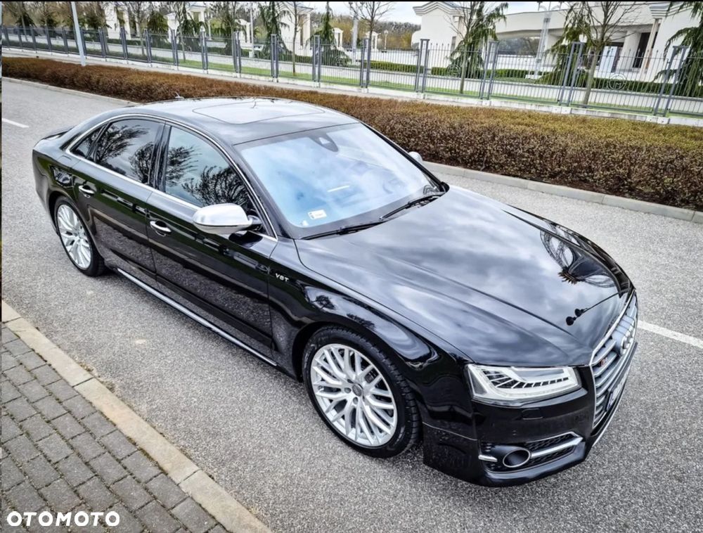 Audi S8 - 7