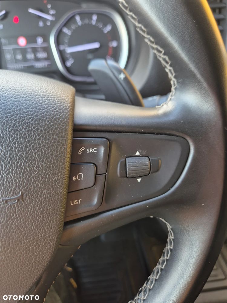 Toyota Proace Verso - 25