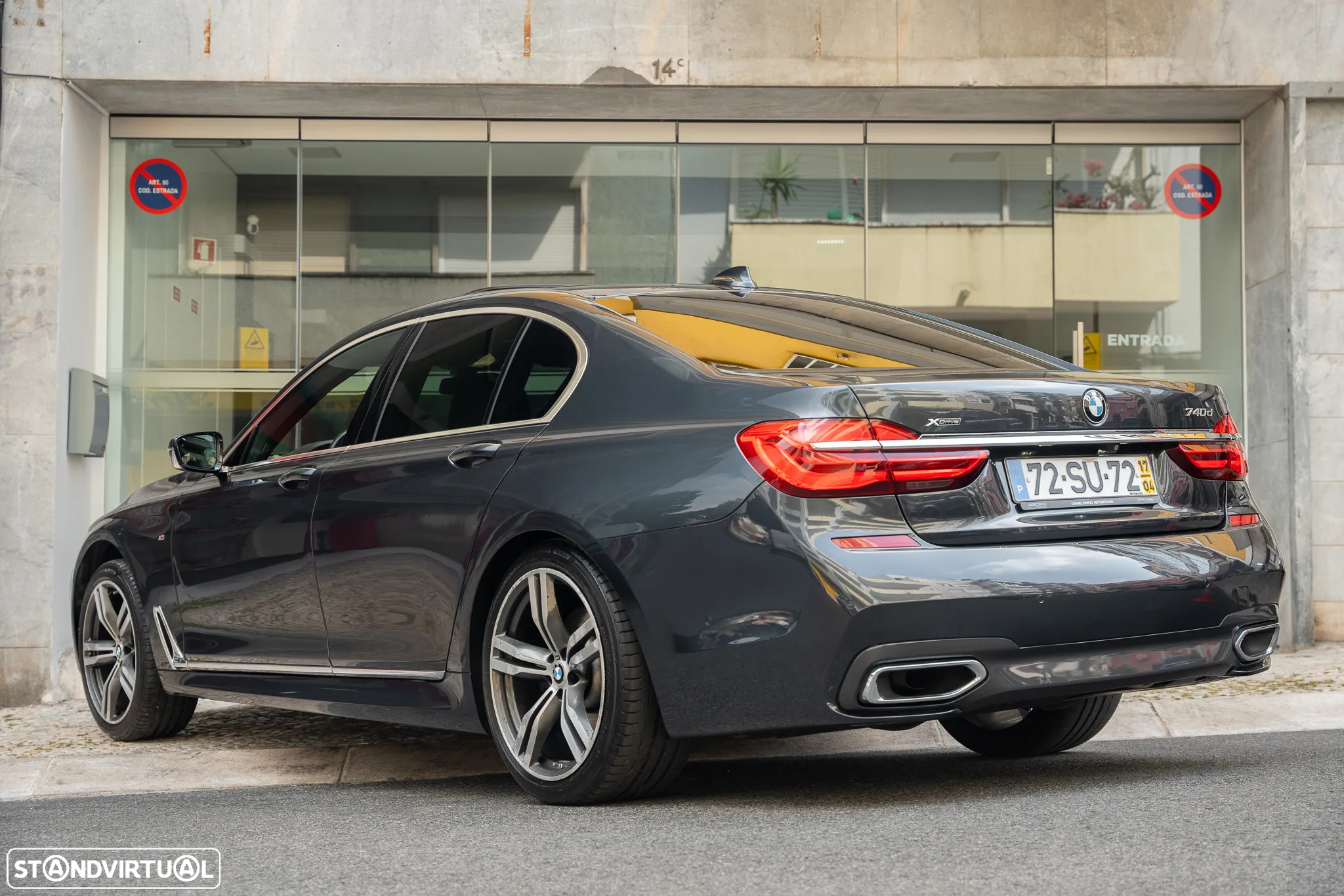 BMW 740 d xDrive Pack M - 38