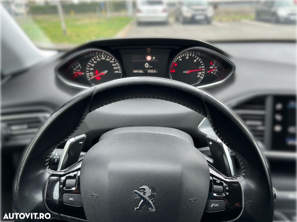 Peugeot 308 - 12