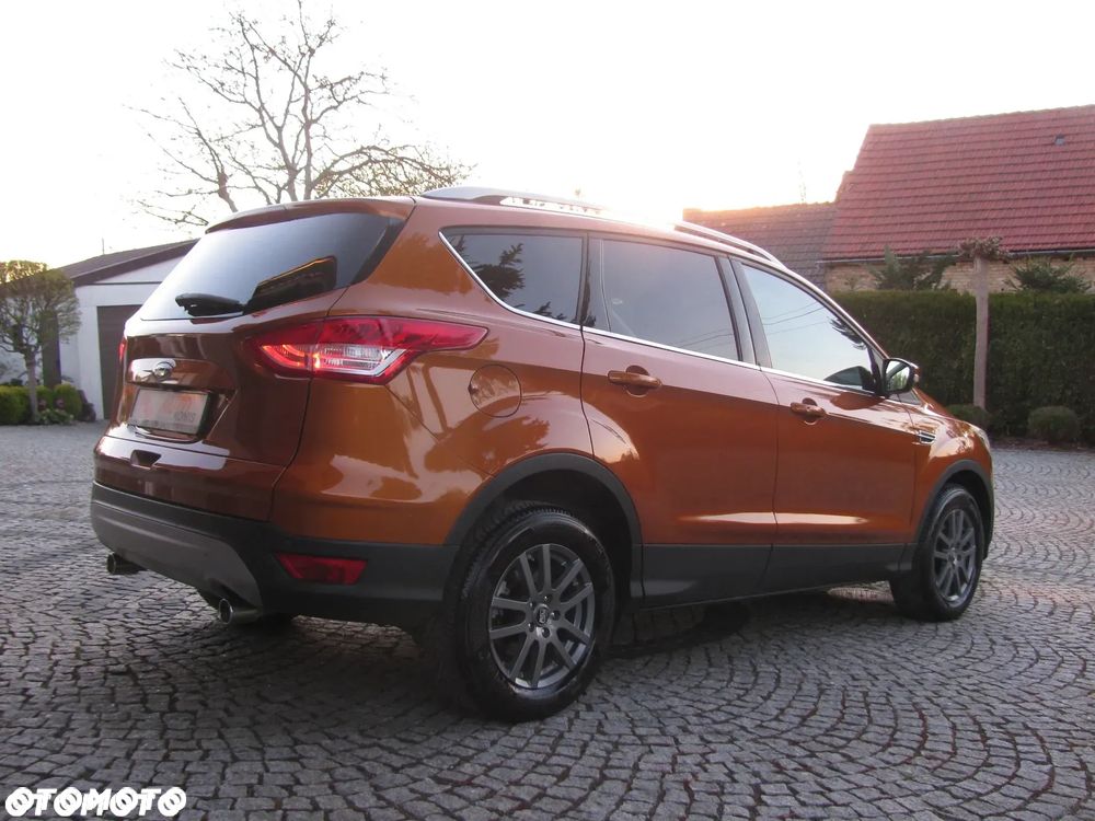 Ford Kuga 2.0 TDCi 2x4 Titanium - 7