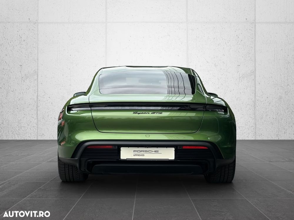 Porsche Taycan - 4