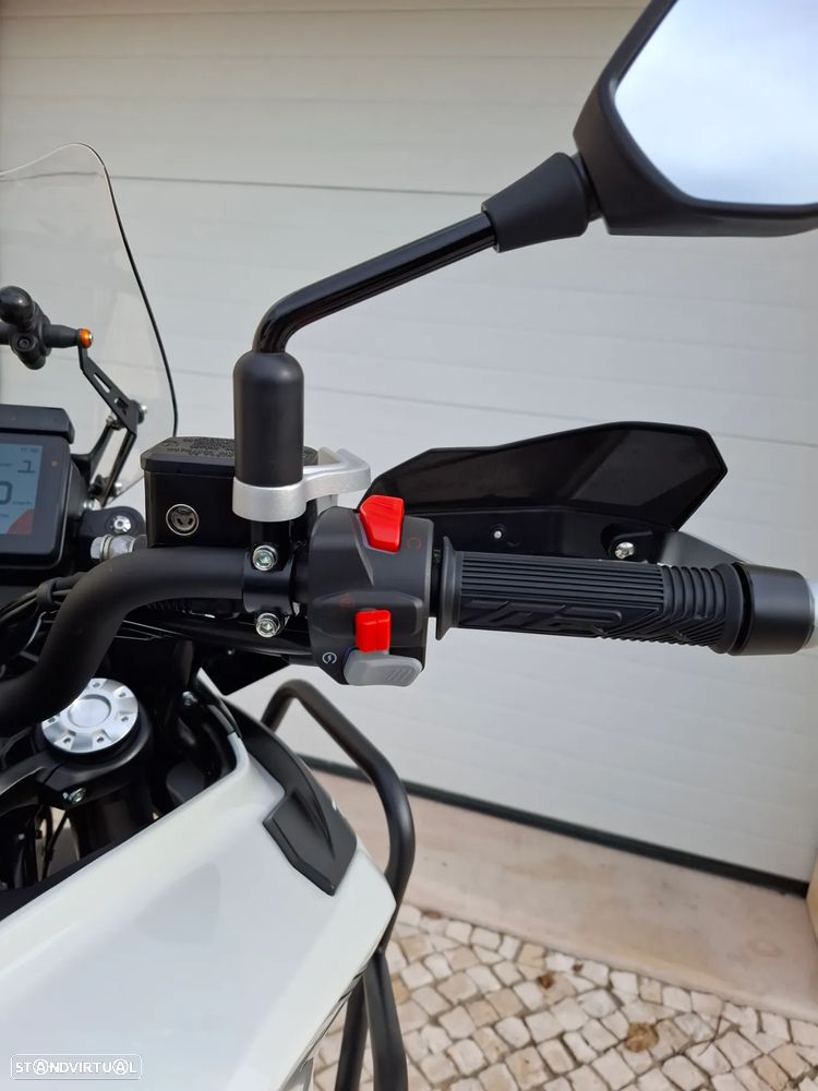 Benelli TRK 702 Benelli TRK 702X - 14