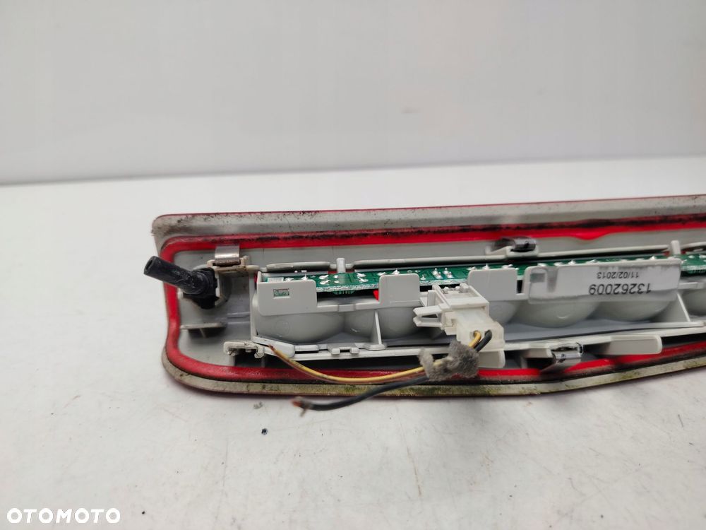 opel meriva b 10r- trzecie światło stop stopu 13262009 - 5