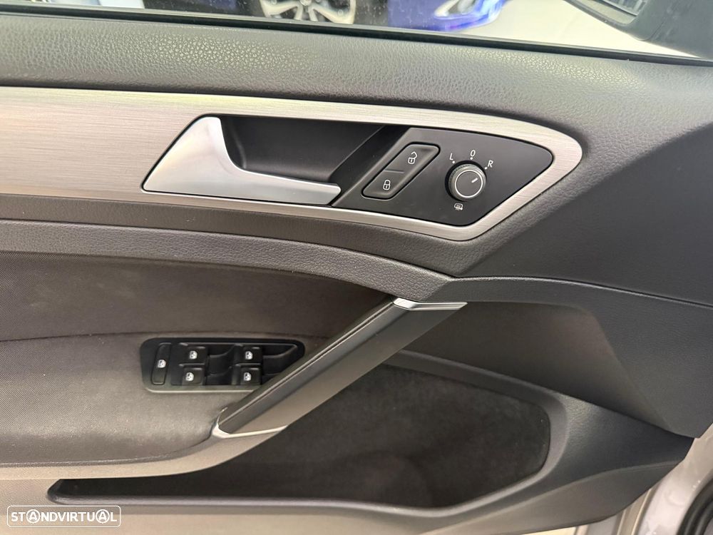 VW Golf 1.6 TDi GPS Edition Frotas - 10