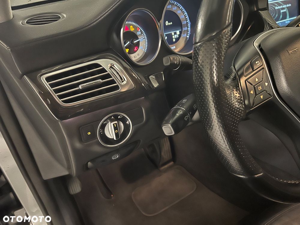 Mercedes-Benz CLS 350 CDI DPF BlueEFFICIENCY 7G-TRONIC Edition 1 - 27