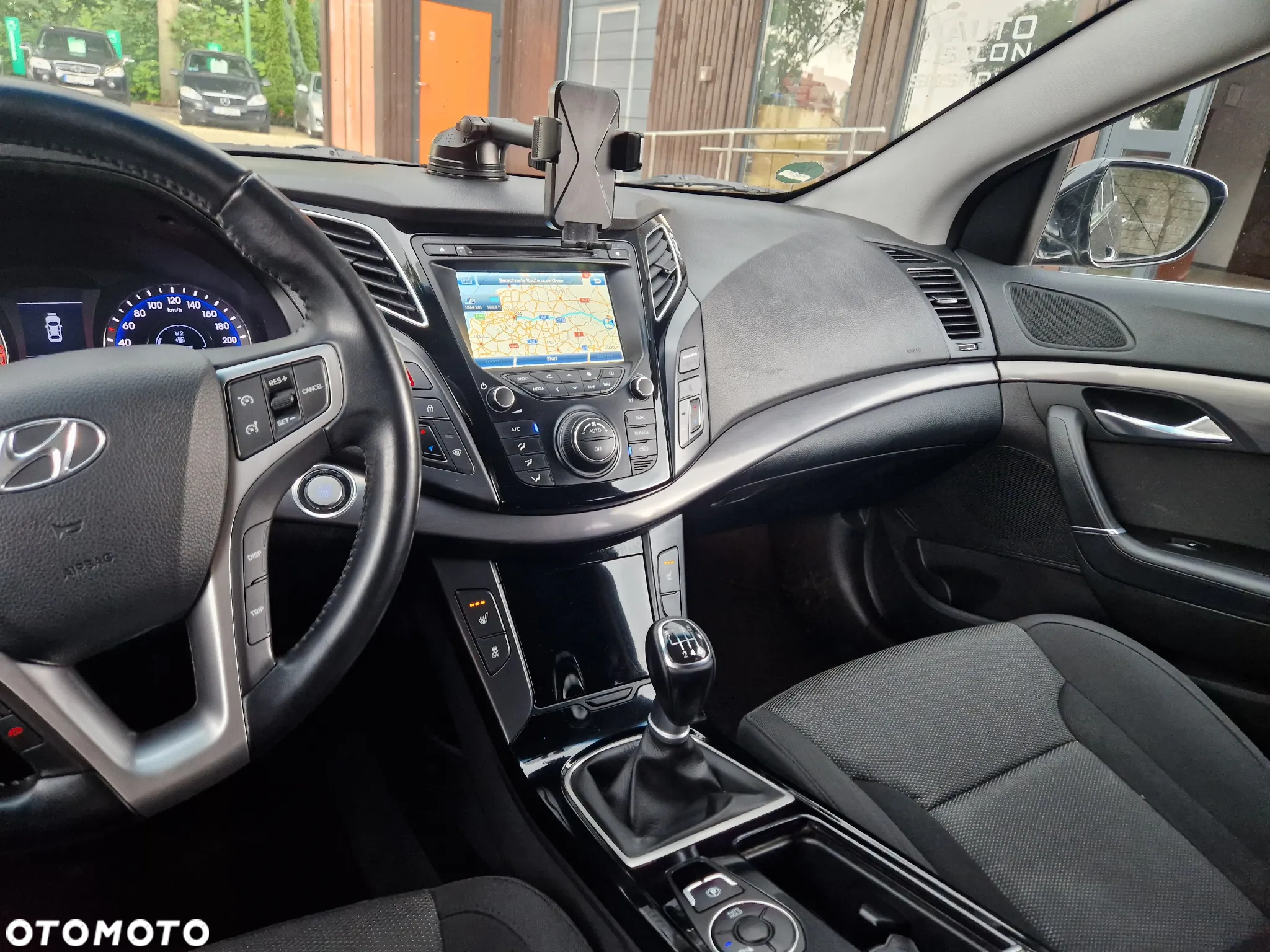 Hyundai i40 Kombi blue 1.6 Family+ - 5