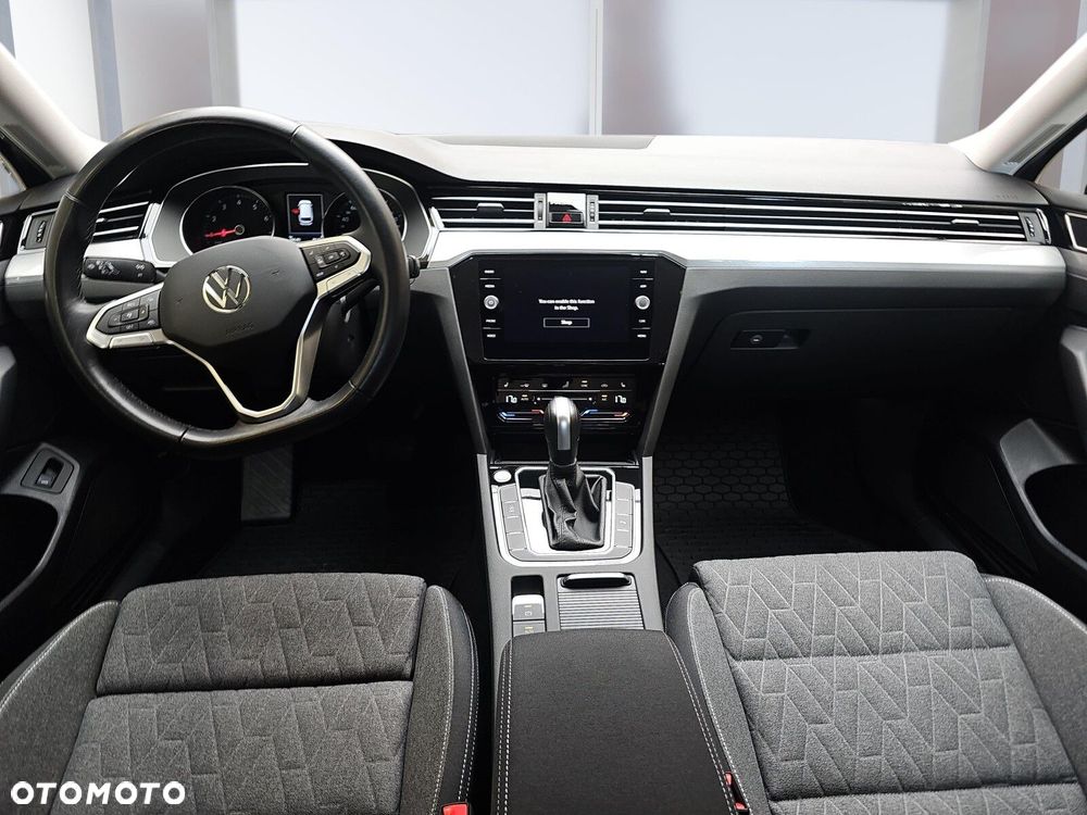 Volkswagen Passat Variant 1.5 TSI EVO Business DSG - 8
