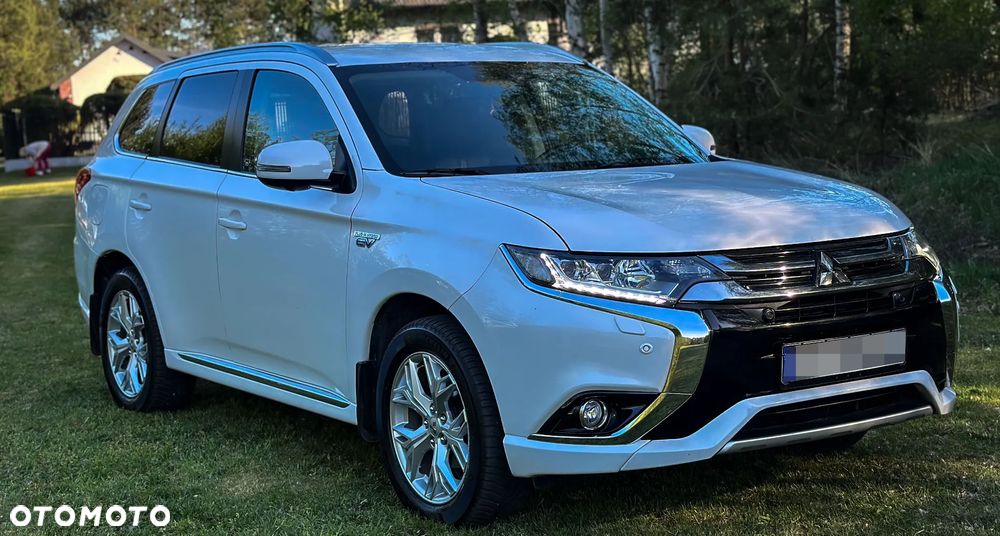 Mitsubishi Outlander Intense + - 1