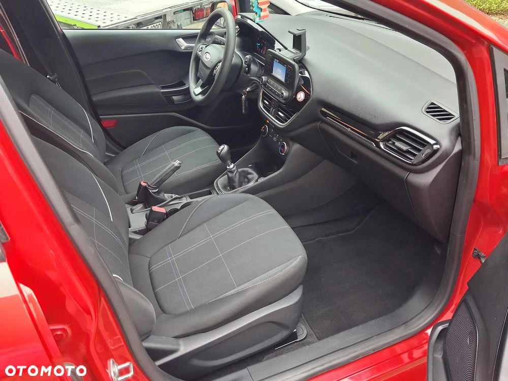 Ford Fiesta - 17