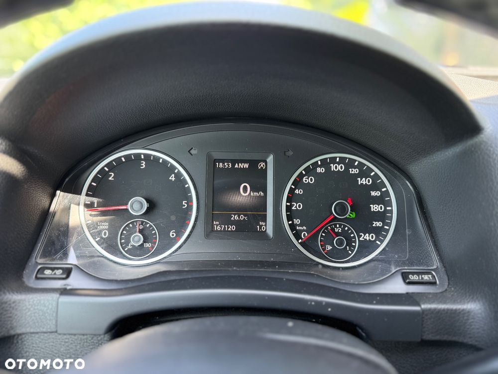 Volkswagen Tiguan - 24