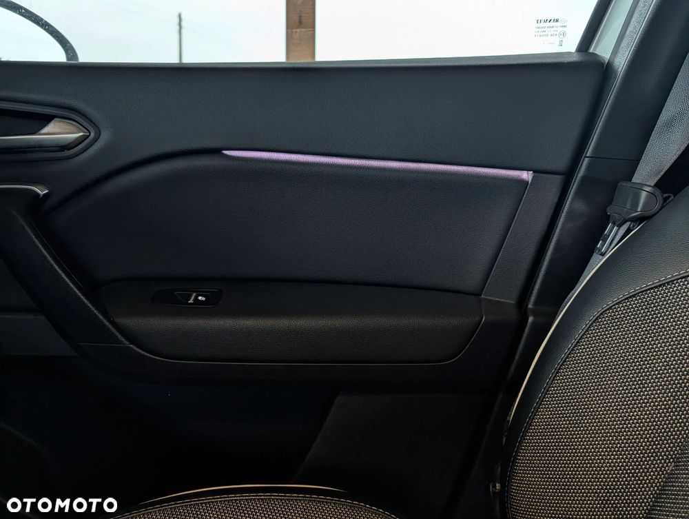 Renault Captur TCe 90 TECHNO - 14