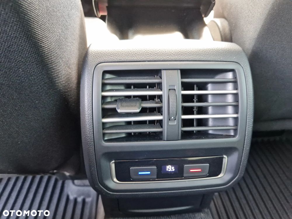 Volkswagen Passat 1.6 TDI (BlueMotion Technology) Trendline - 15