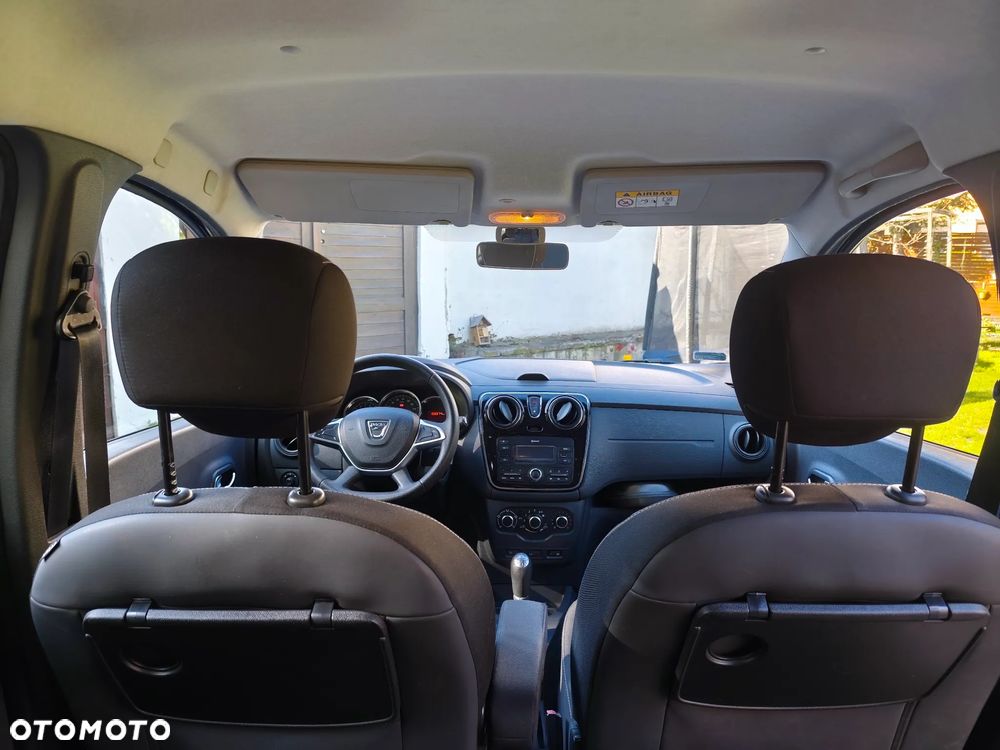 Dacia Lodgy 1.6 SCe Laureate S&S - 14