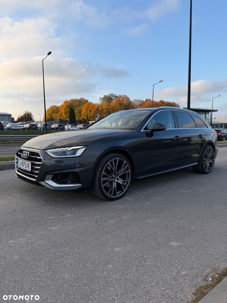 Audi A4 Avant 2021 photo 2
